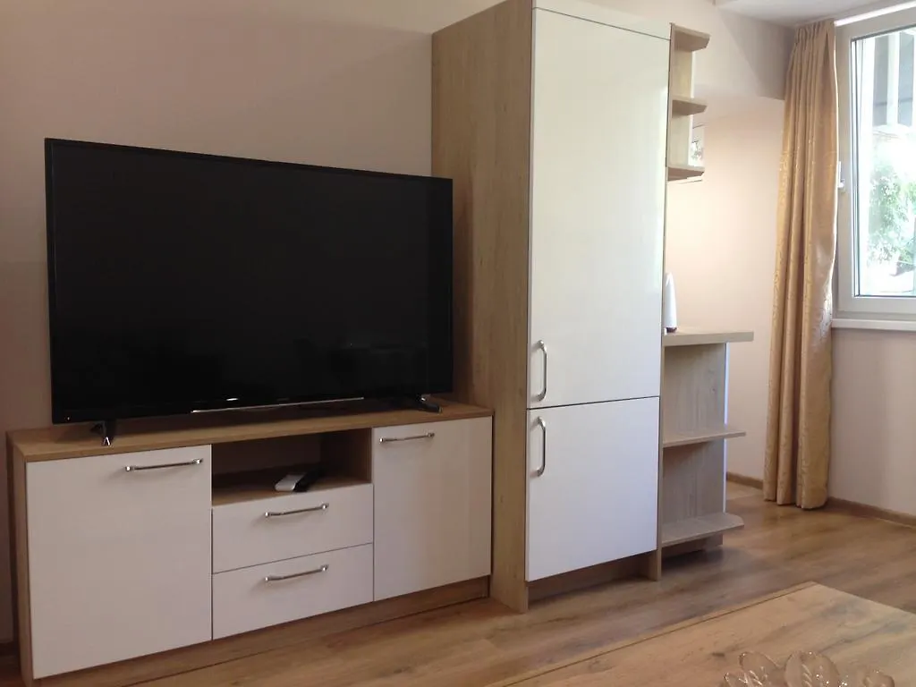 Beachfront Sea Garden Apartment Burgas
